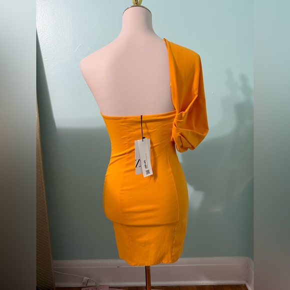 🆕 Zara One Shoulder Dress - Picture 4 of 5